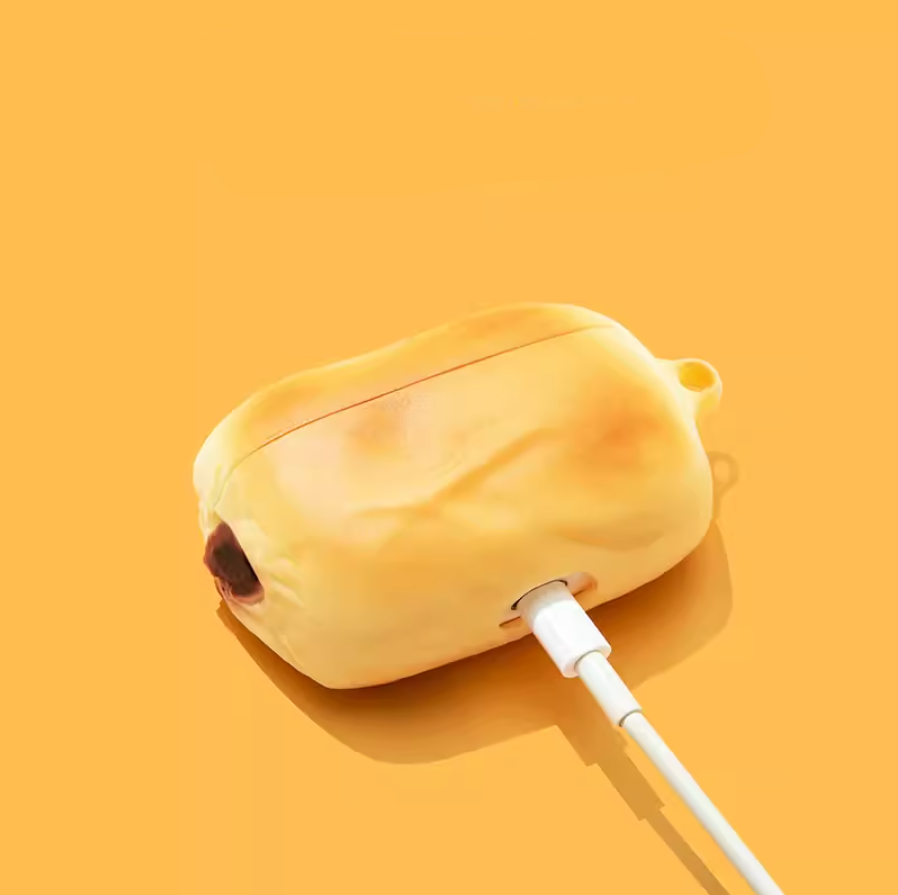 Bread AirPods Case – detail view