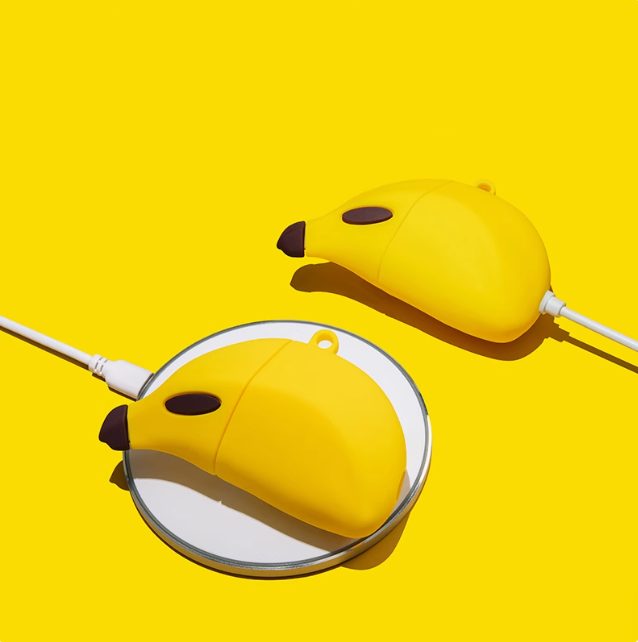 Banana AirPods Case – detail view