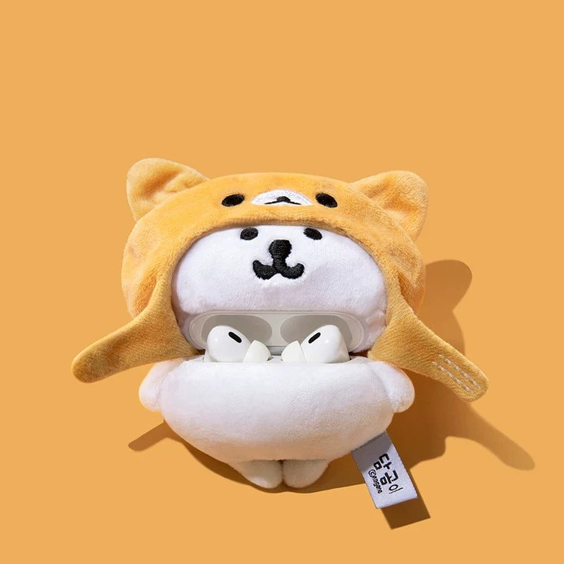 Hooded Bear Plush AirPods Case – detail view